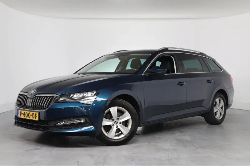 Škoda Superb (2022)