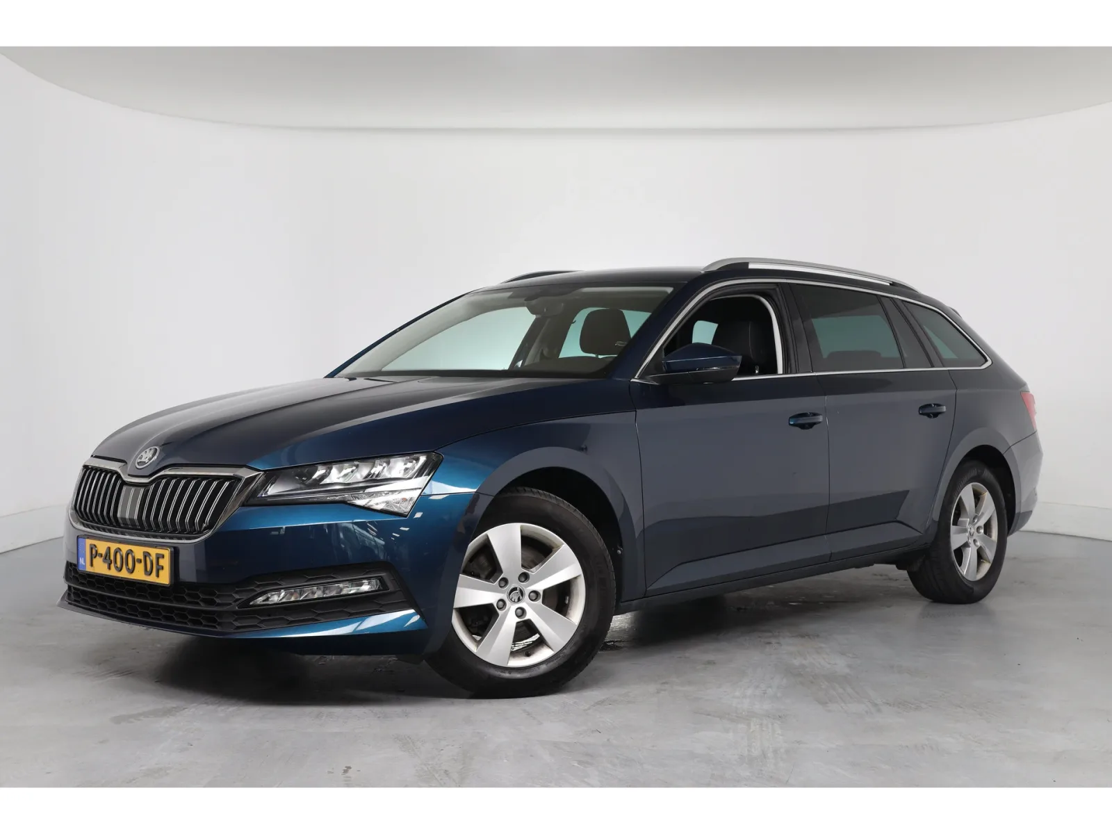 Škoda Superb (2022) — foto 1