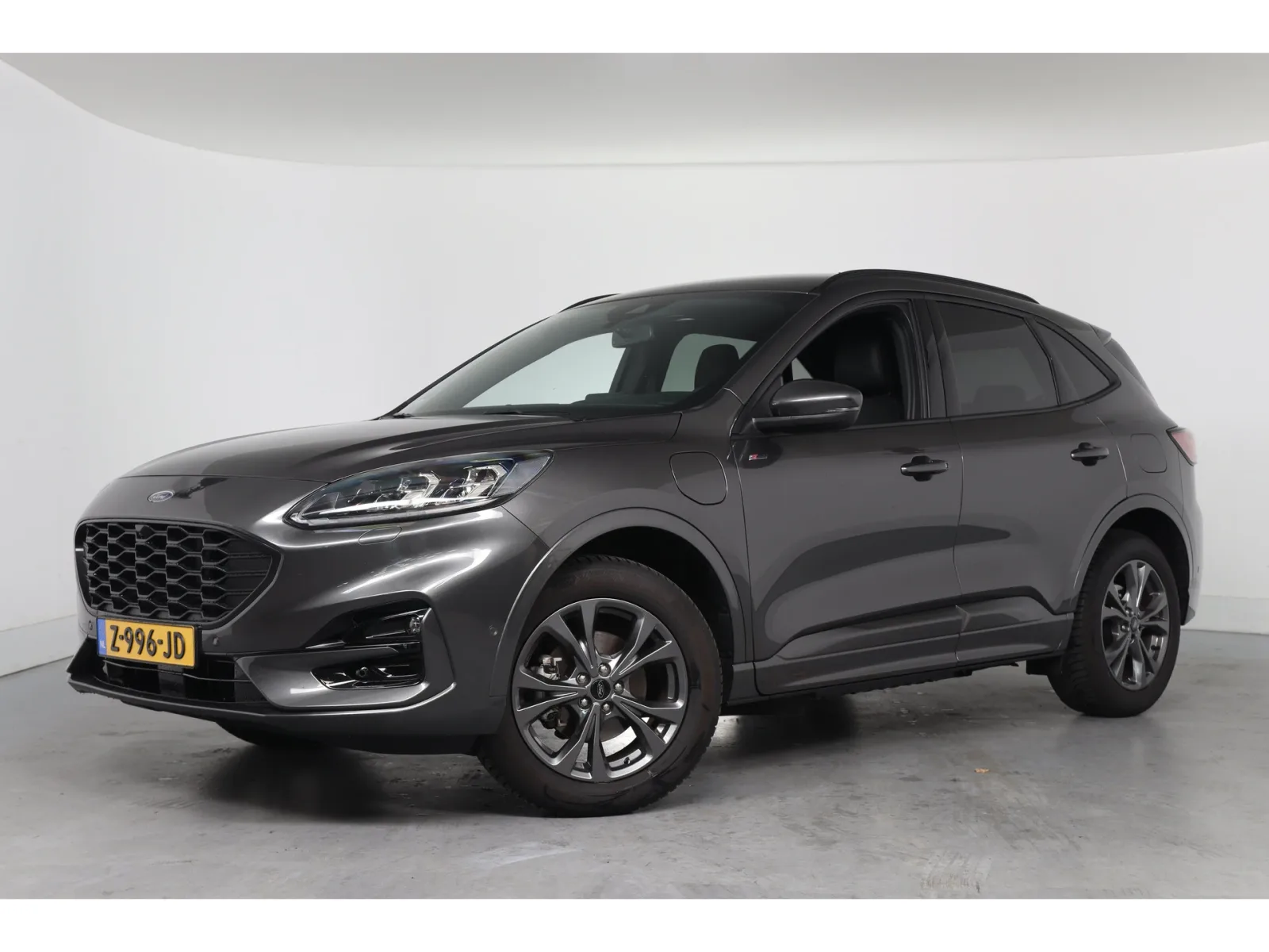 Ford Kuga (2023) — foto 1