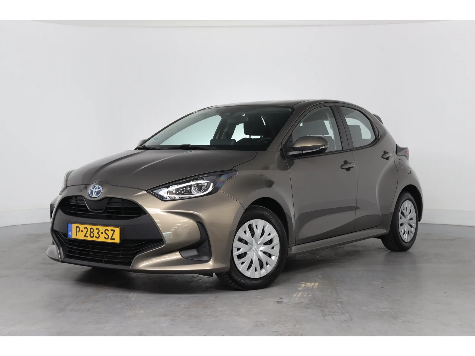Toyota Yaris (2022) — foto 1