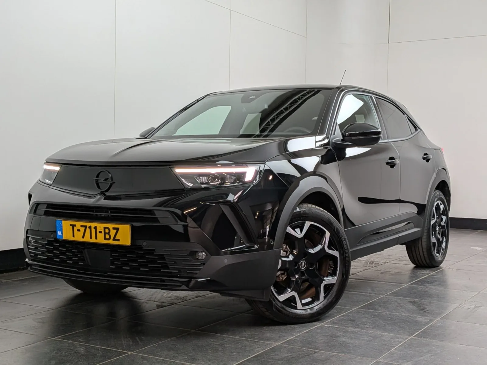 Opel Mokka (2023) — foto 1