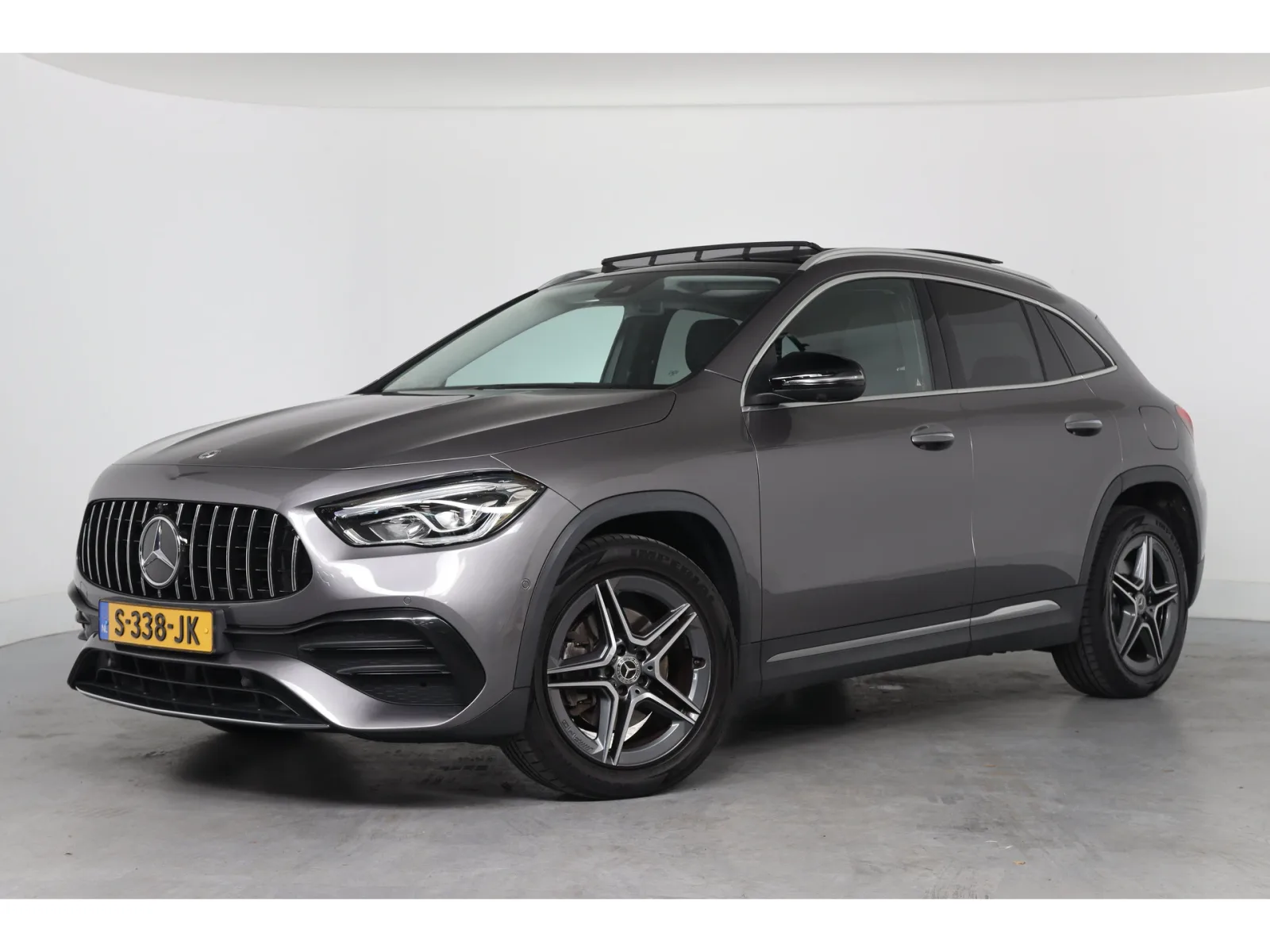 Mercedes-Benz GLA-Klasse (2021) — foto 1