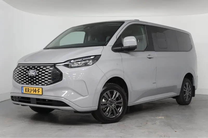 Ford Transit Custom (2025)