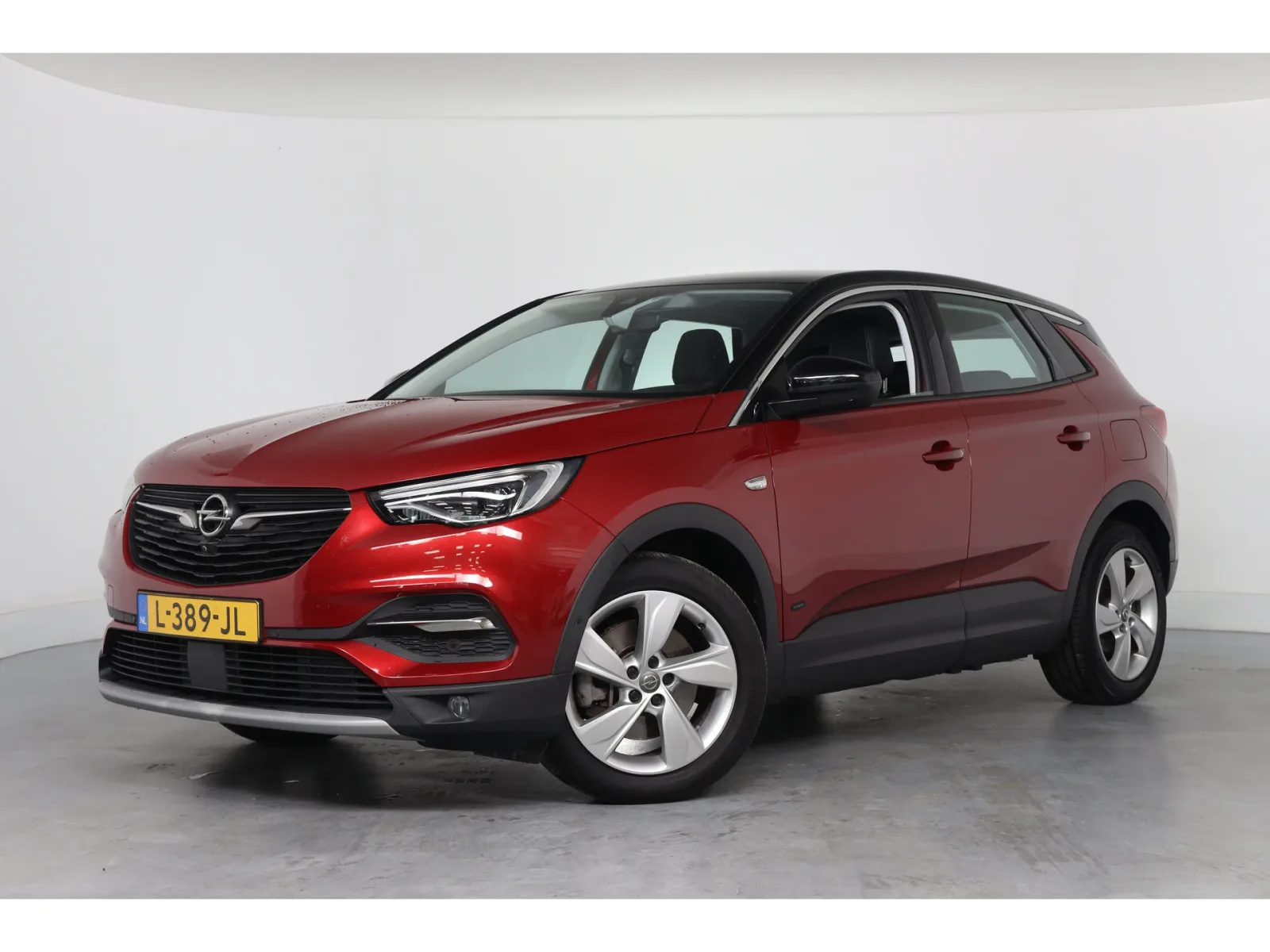 Opel Grandland X (2021) — foto 1