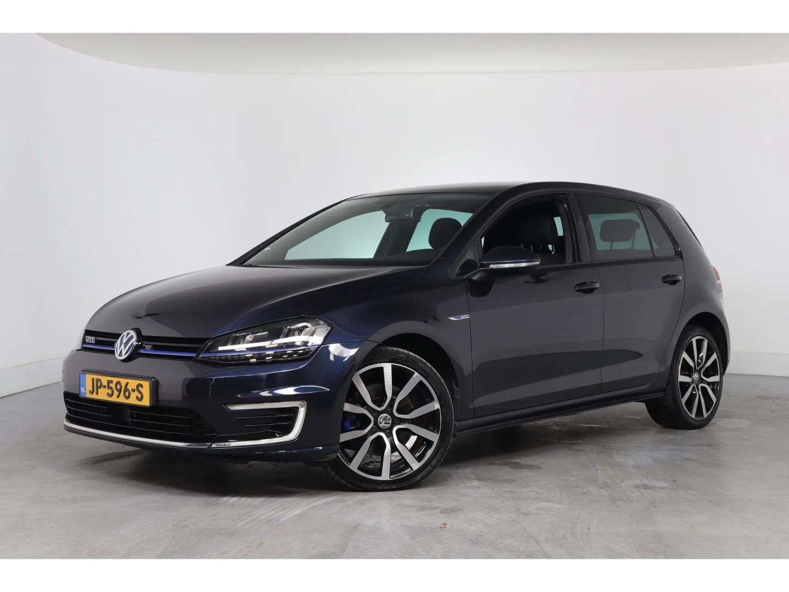 Volkswagen Golf (2016) — foto 1