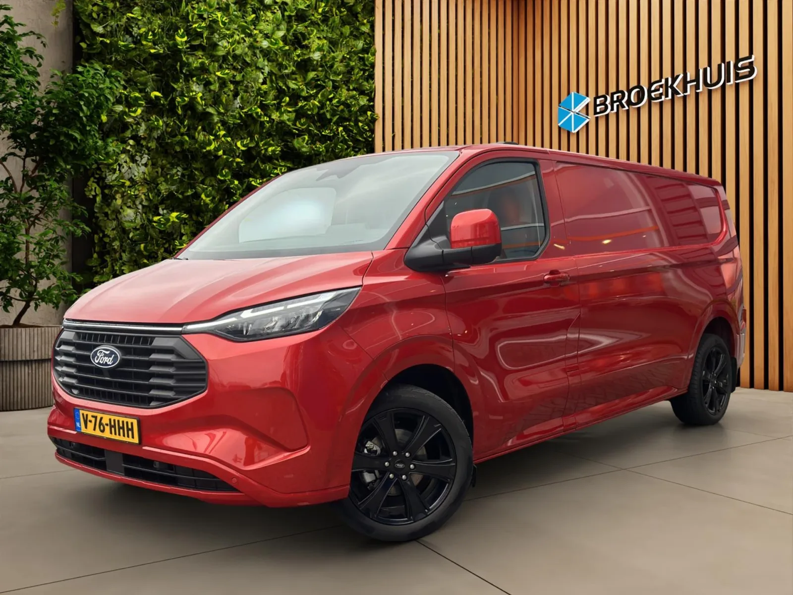 Ford Transit Custom (2024) — foto 1