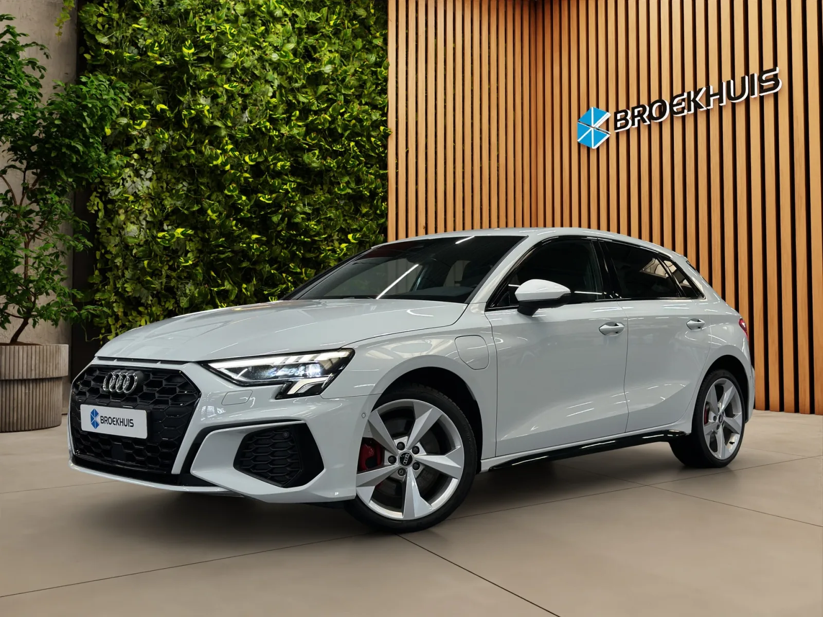 Audi A3 (2021) — foto 1