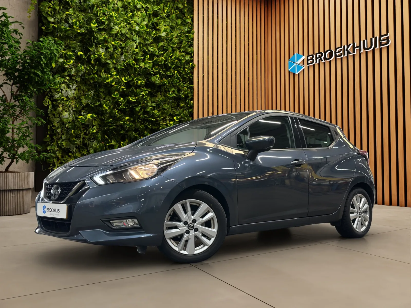 Nissan Micra (2019) — foto 1