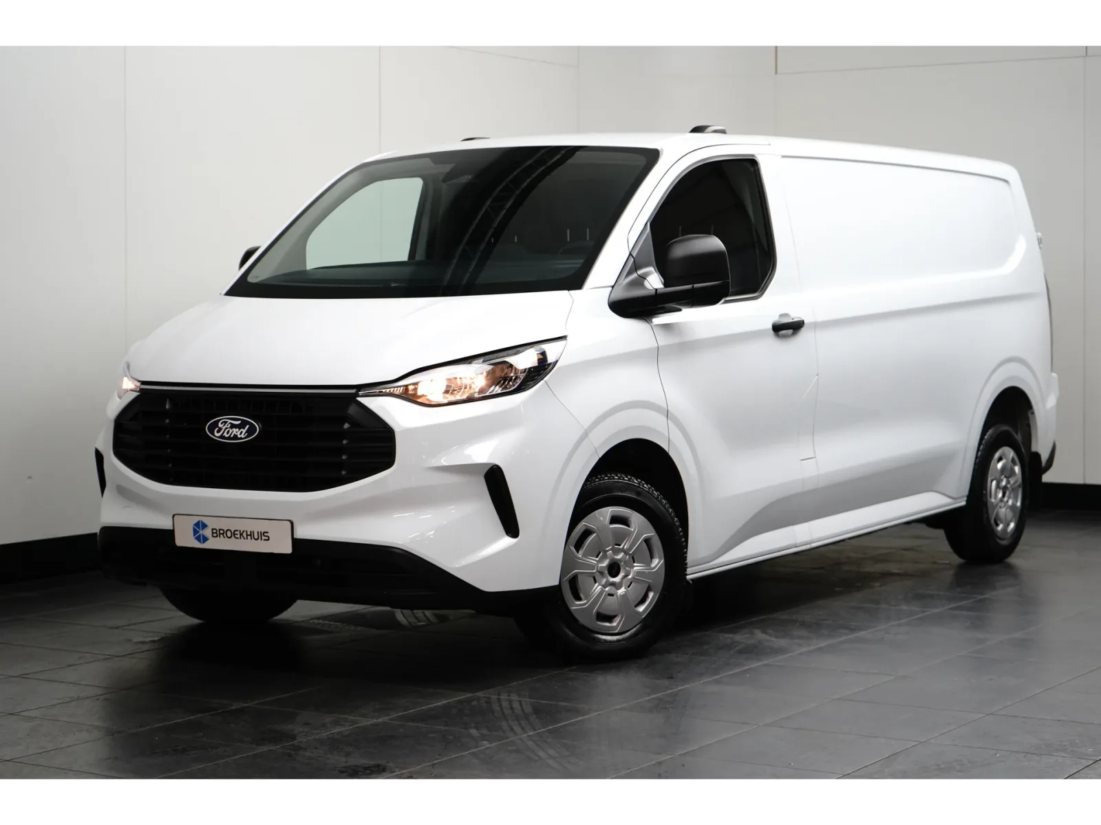Ford Transit Custom (2024) — foto 1