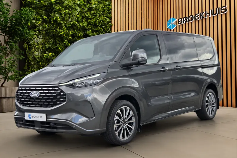 Ford Tourneo Custom (2026)