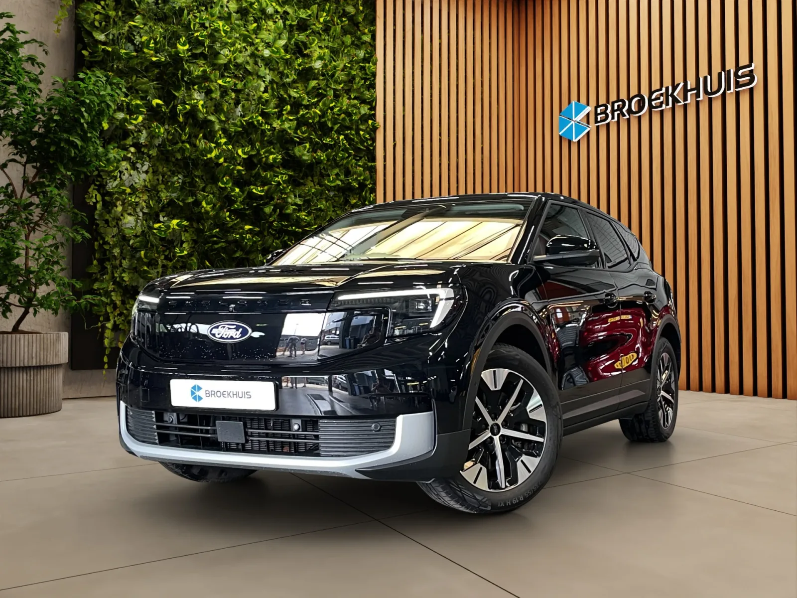 Ford Explorer (2025) — foto 1
