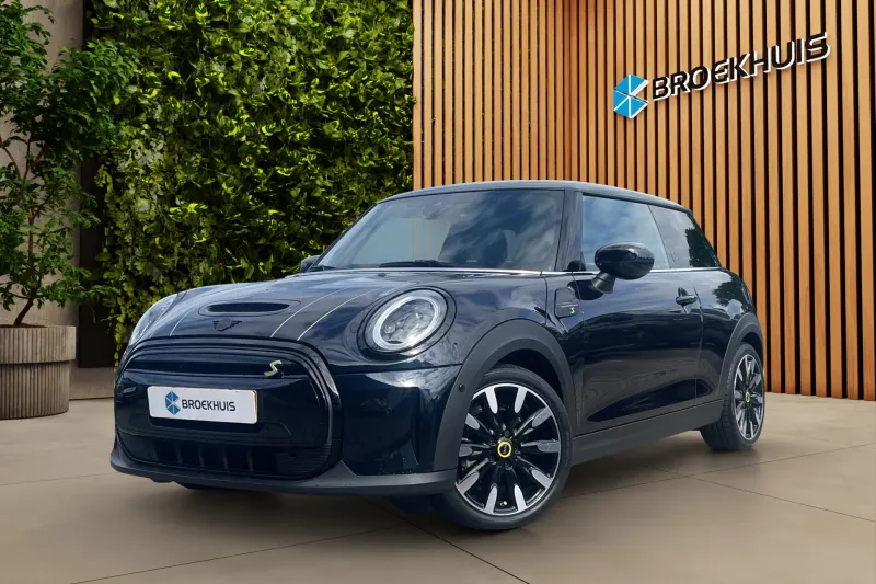 MINI Electric (2022)