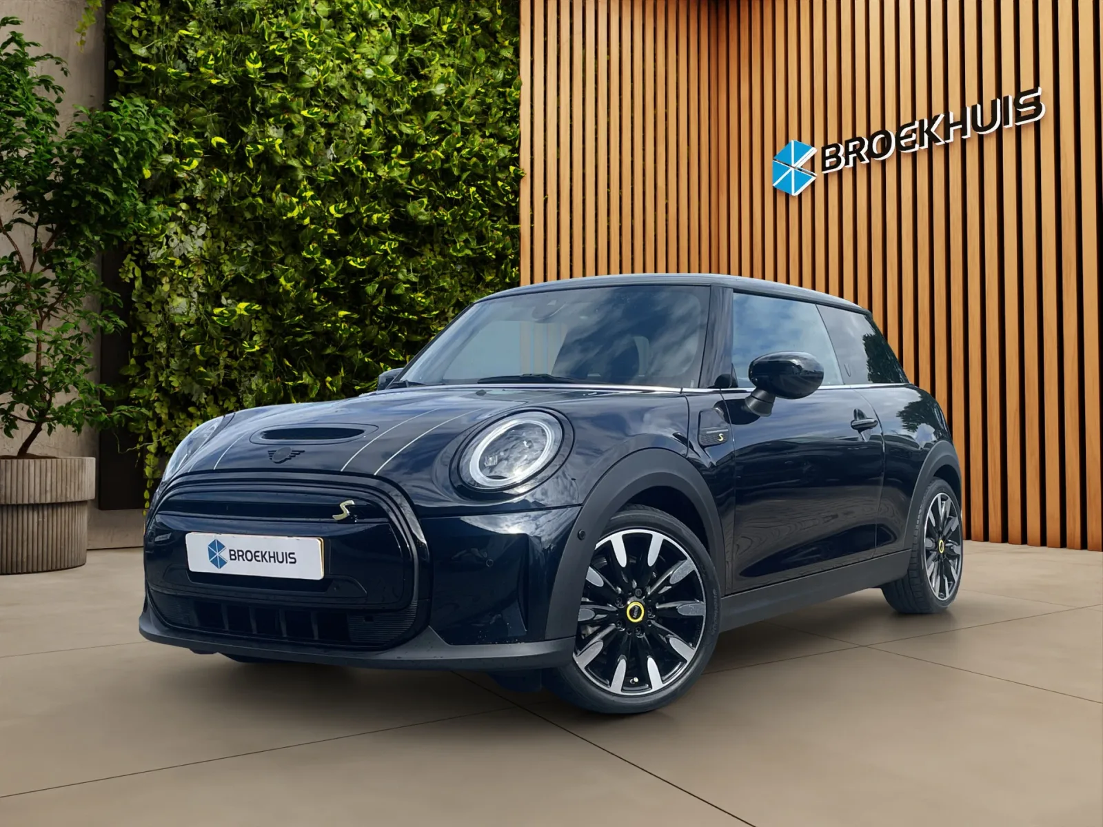 MINI Electric (2022) — foto 1