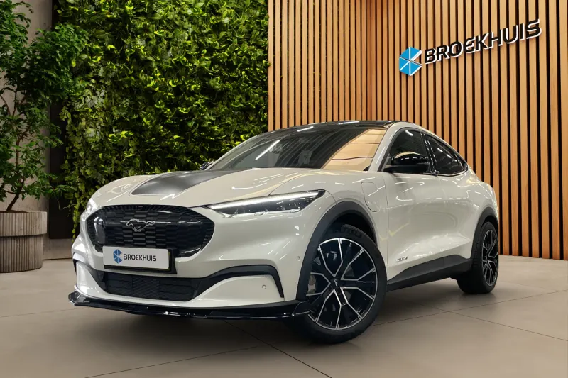 Ford Mustang Mach-E (2021)