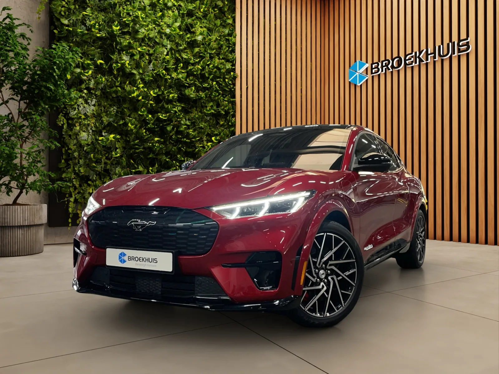 Ford Mustang Mach-E (2026) — foto 1