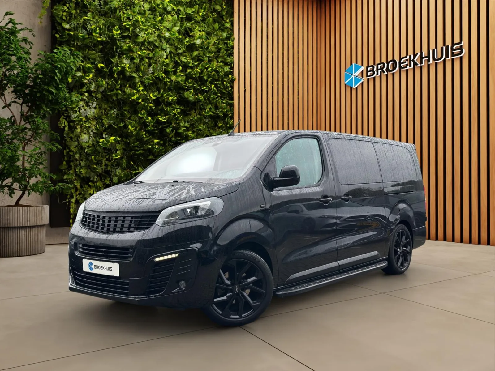 Opel Vivaro (2024) — foto 1