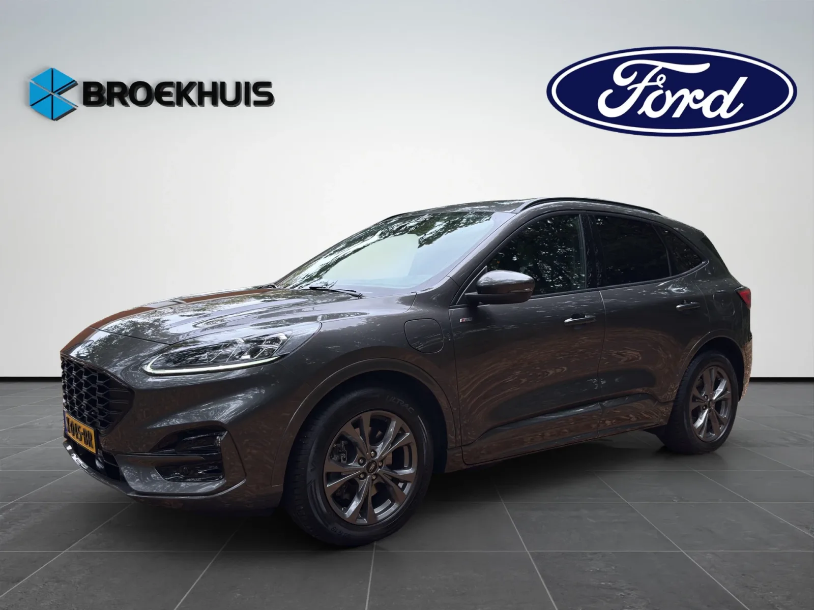 Ford Kuga (2020) — foto 1