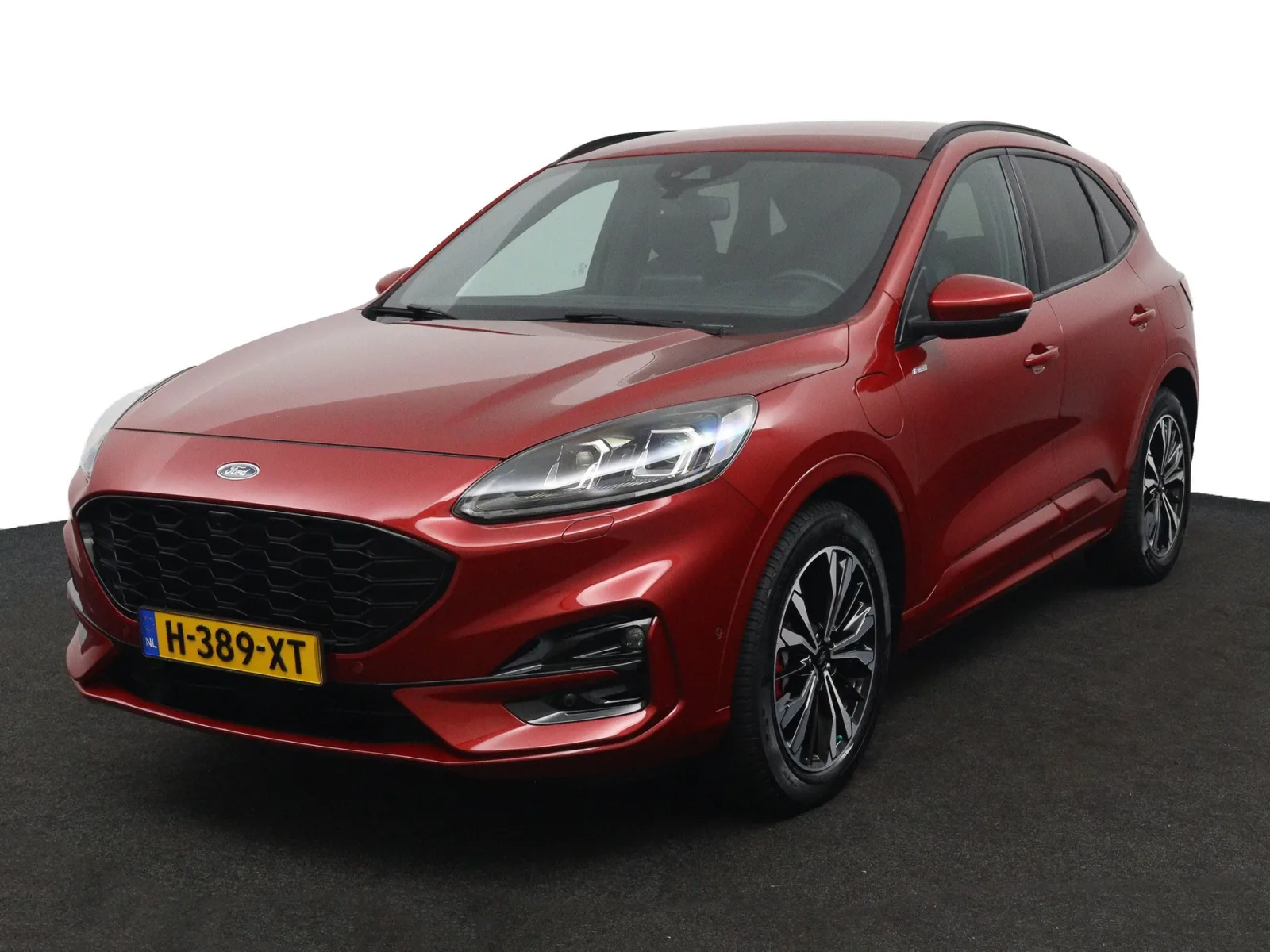 Ford Kuga (2020) — foto 1
