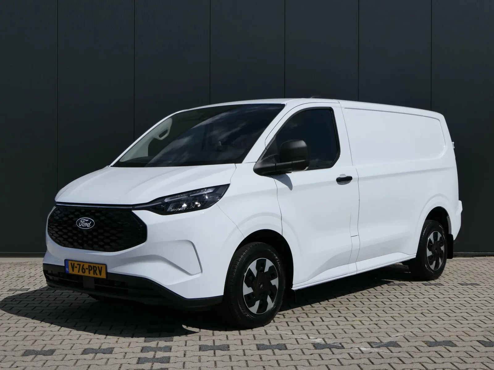 Ford E-Transit Custom (2026) — foto 1