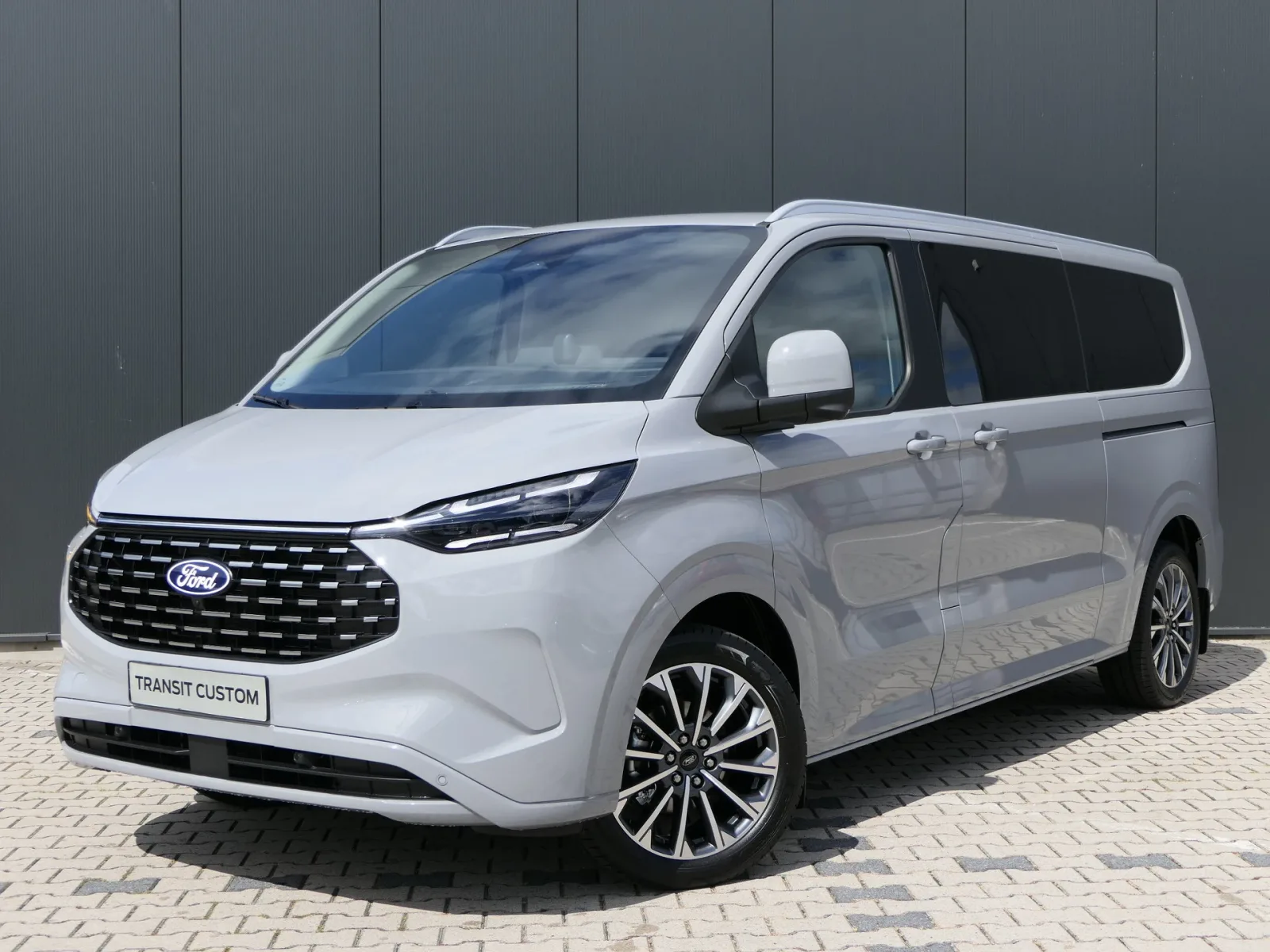 Ford Transit Custom (2026) — foto 1