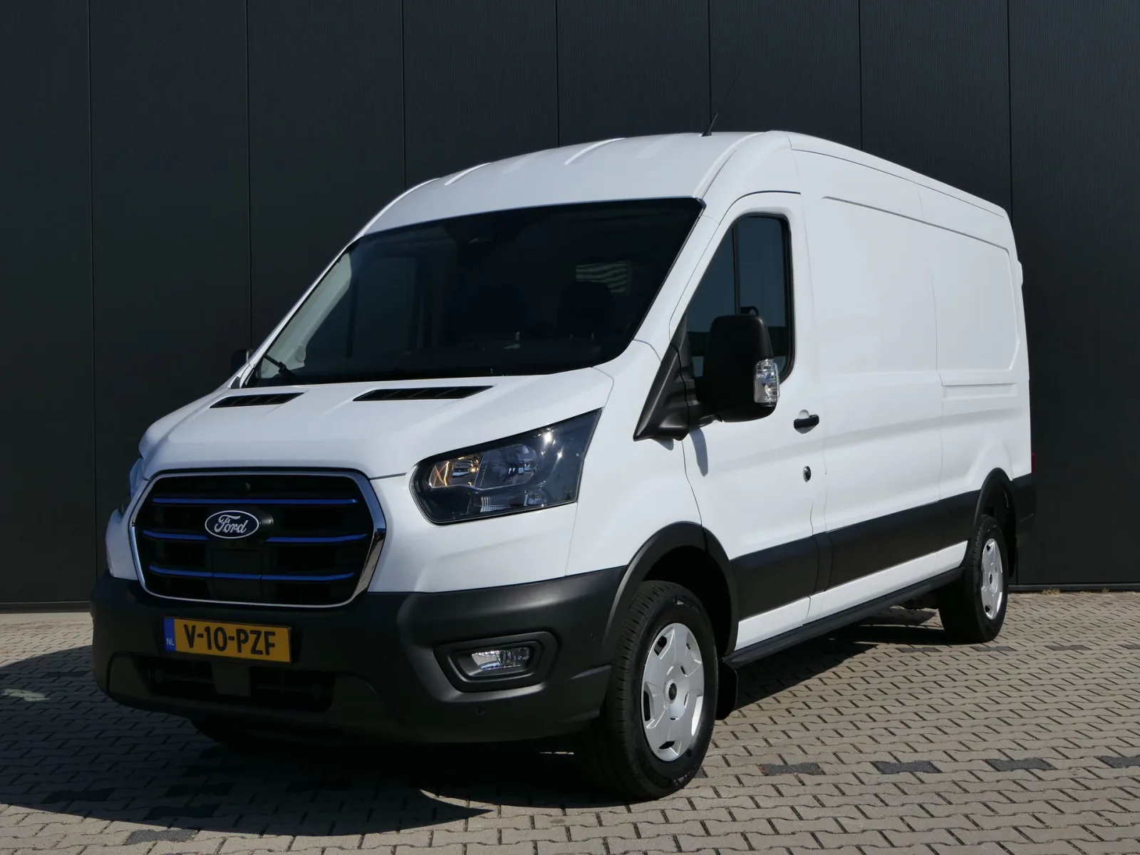 Ford E-Transit (2026) — foto 1