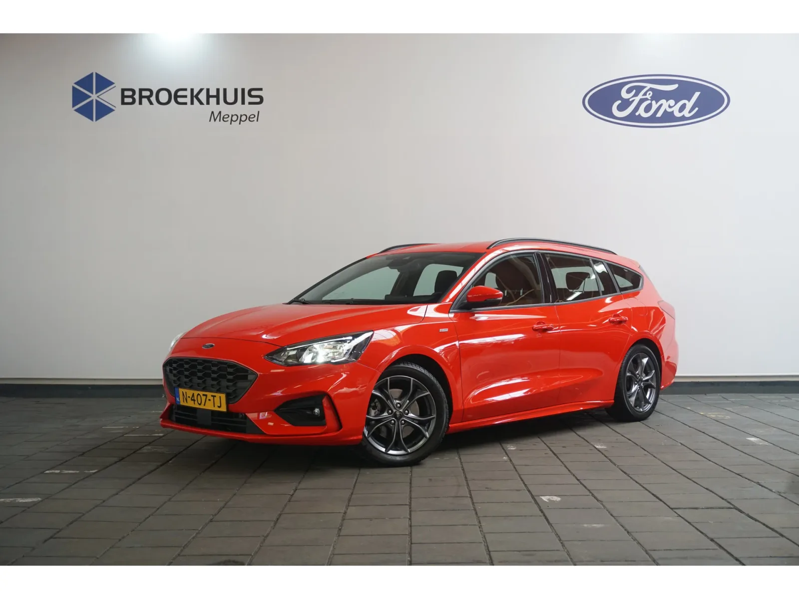 Ford Focus (2022) — foto 1