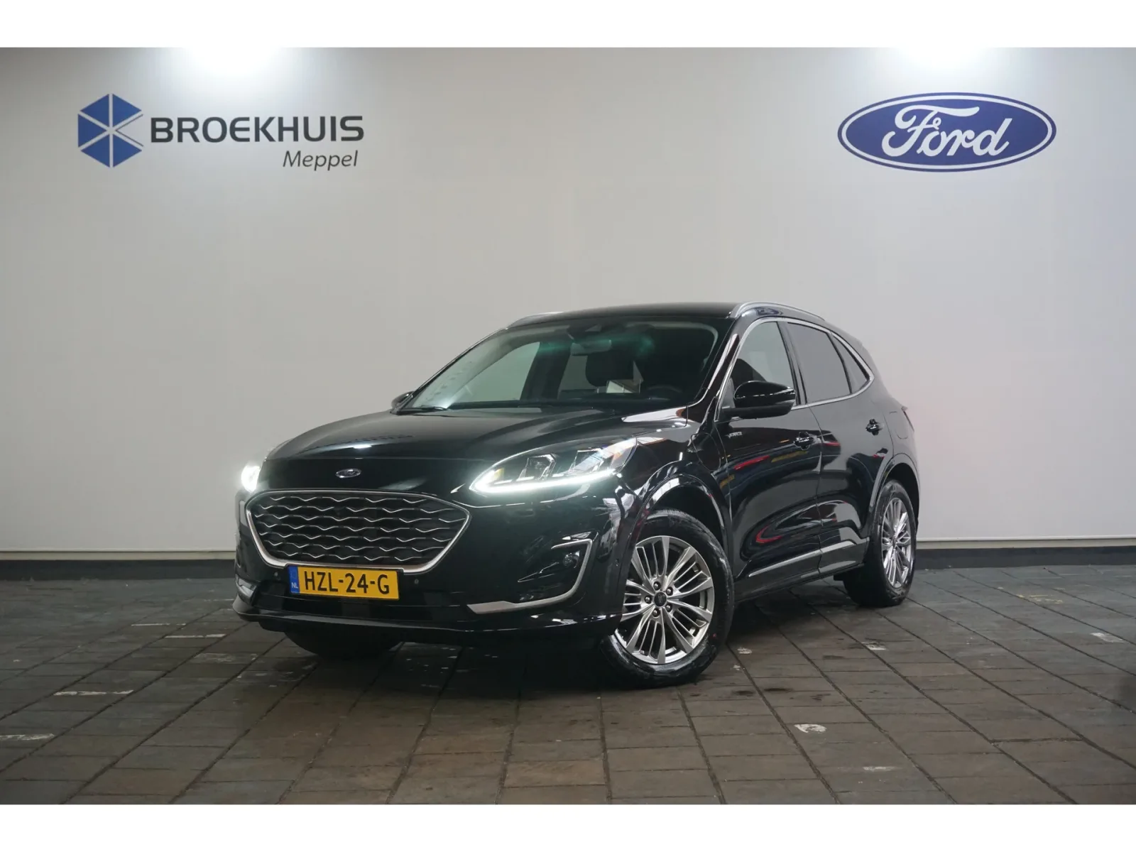 Ford Kuga (2022) — foto 1