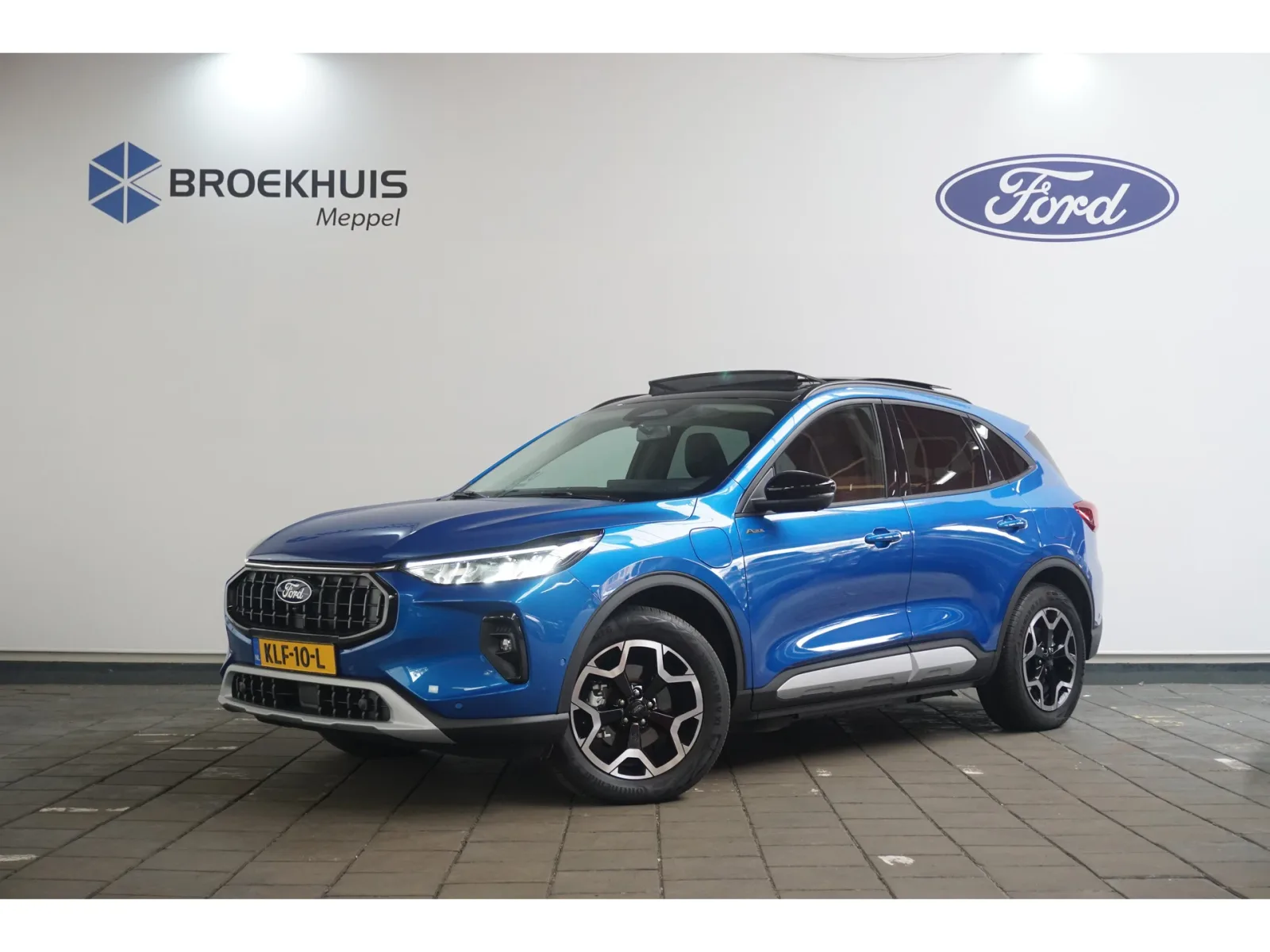 Ford Kuga (2024) — foto 1