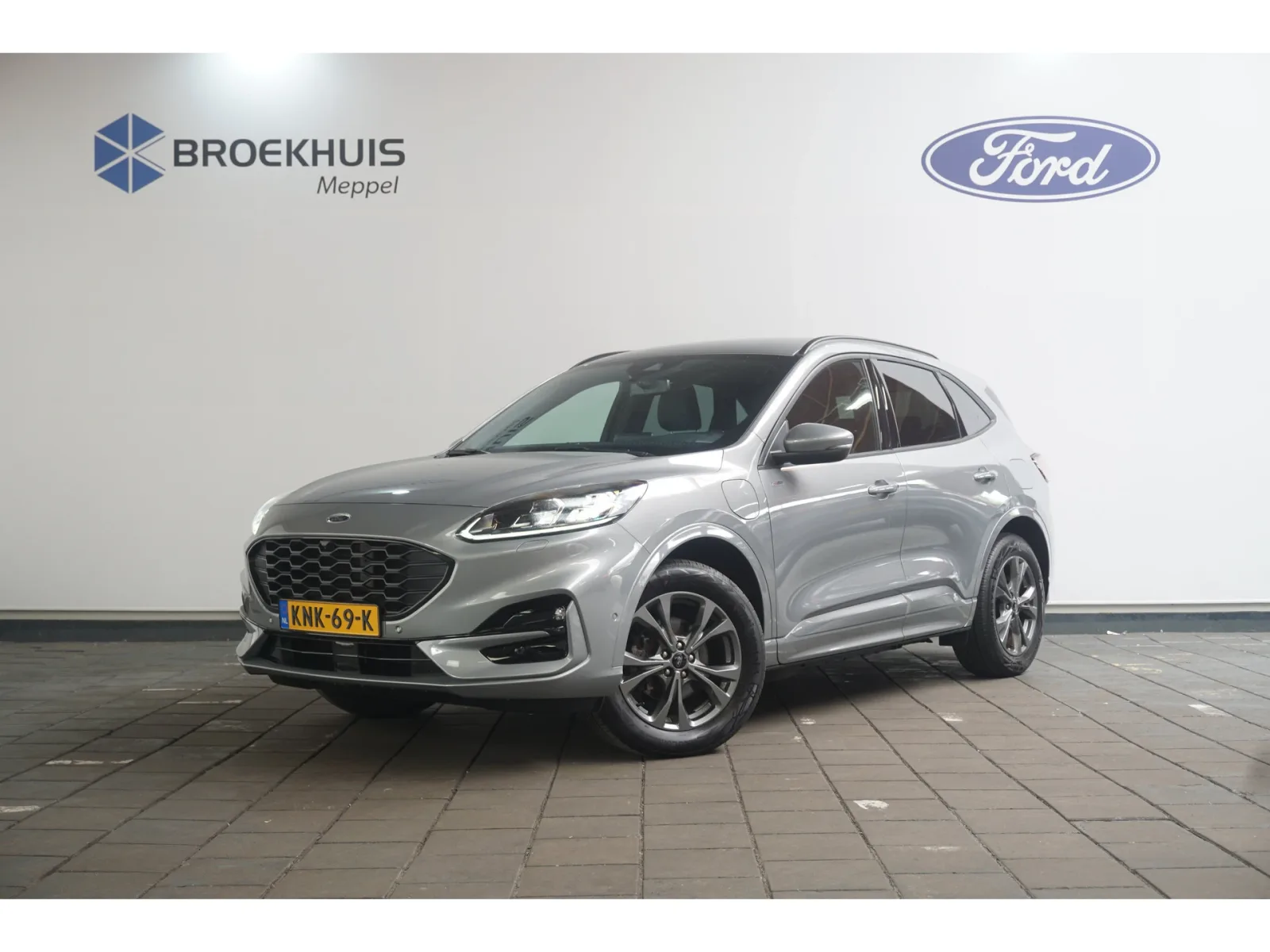 Ford Kuga (2023) — foto 1