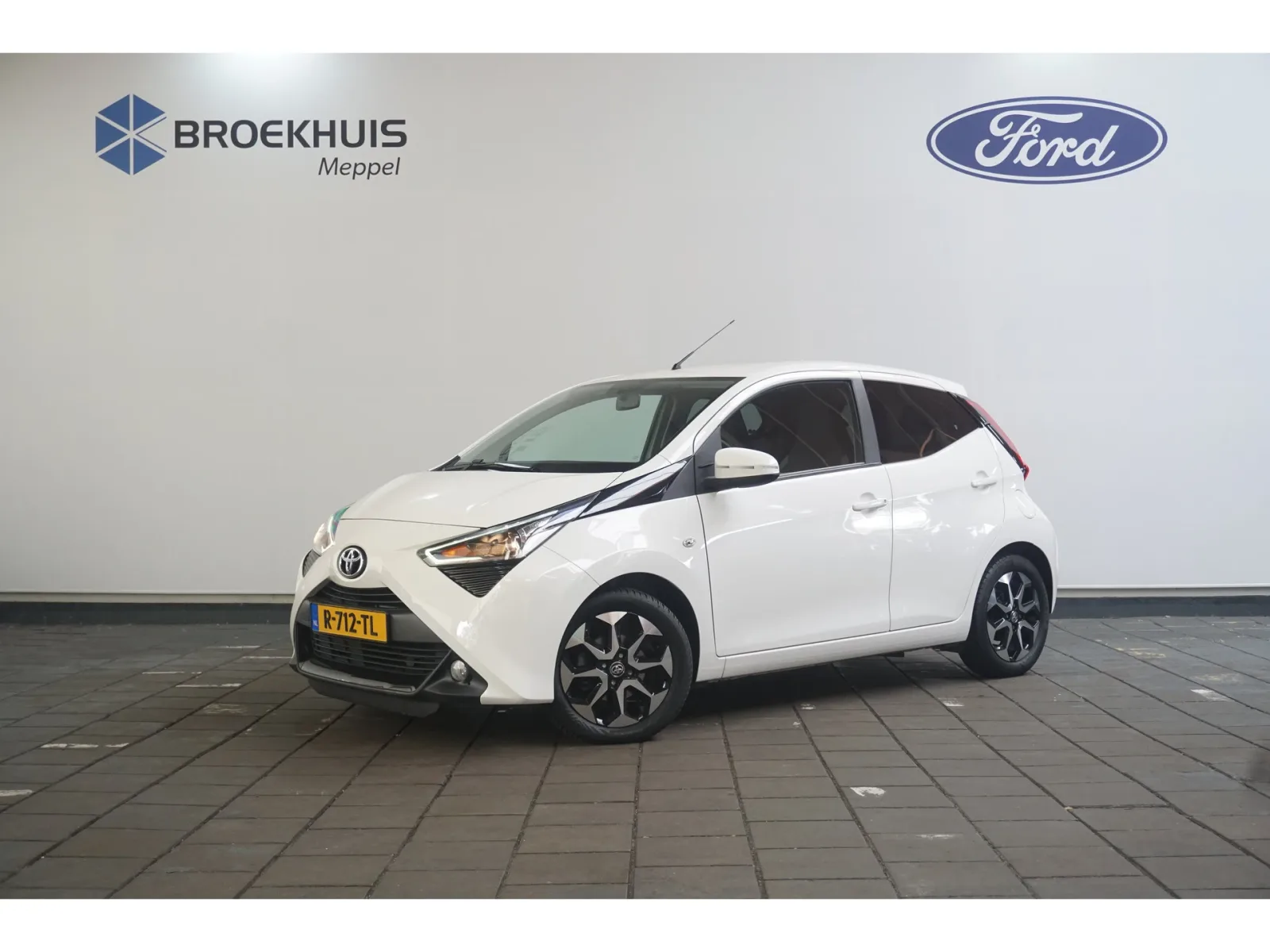 Toyota Aygo (2021) — foto 1