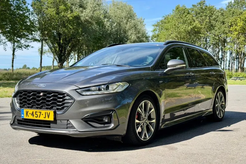 Ford Mondeo (2021)