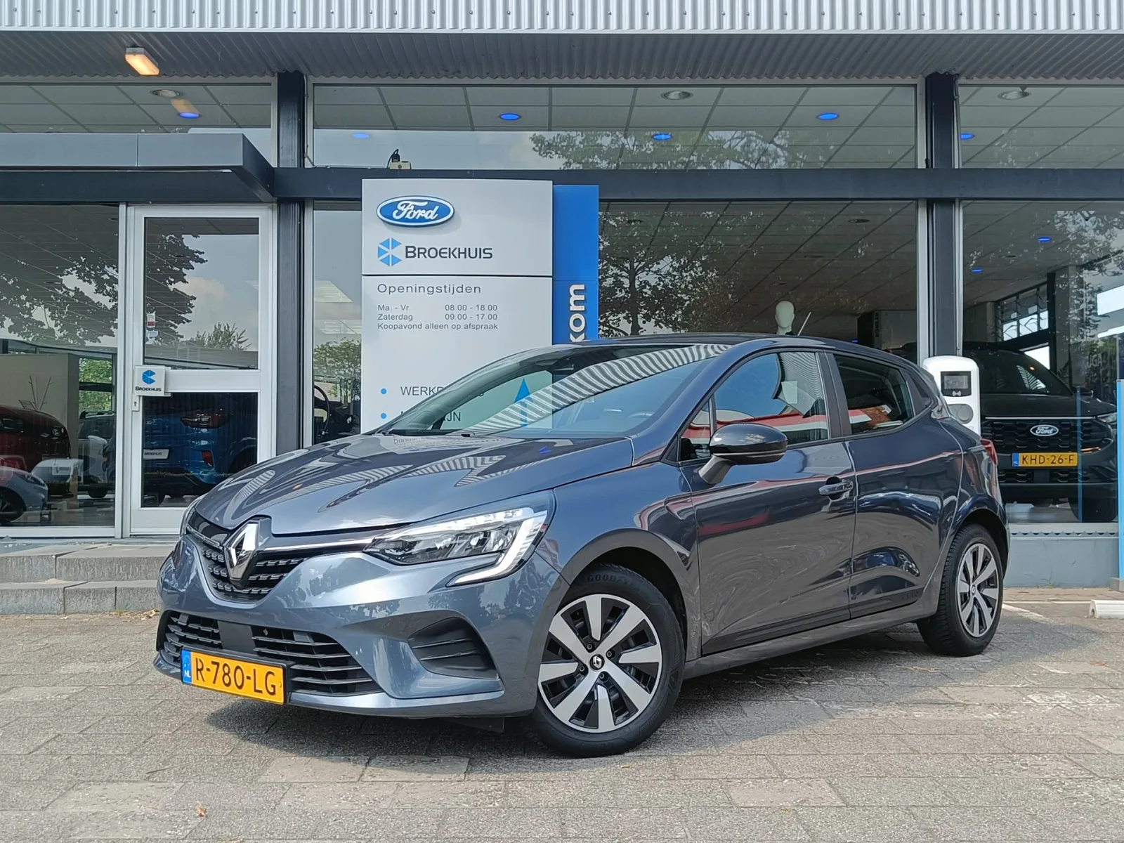 Renault Clio (2022) — foto 1