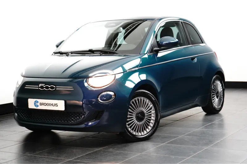 Fiat 500 (2023)