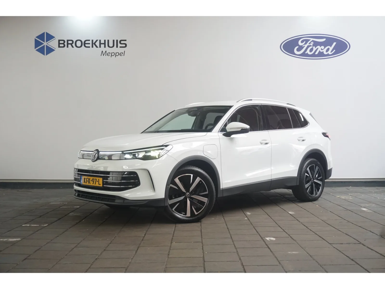 Volkswagen Tiguan (2024) — foto 1