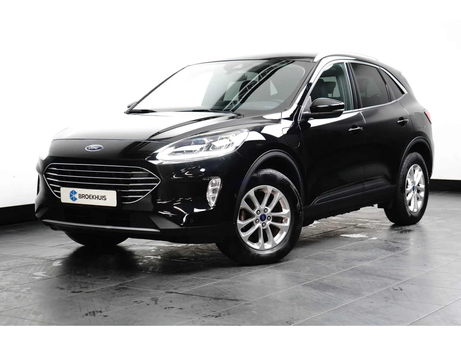 Ford Kuga (2023) — foto 1