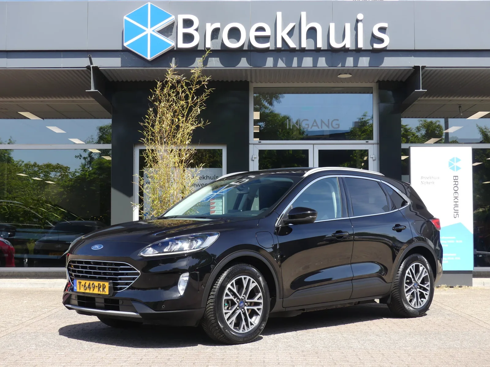 Ford Kuga (2021) — foto 1