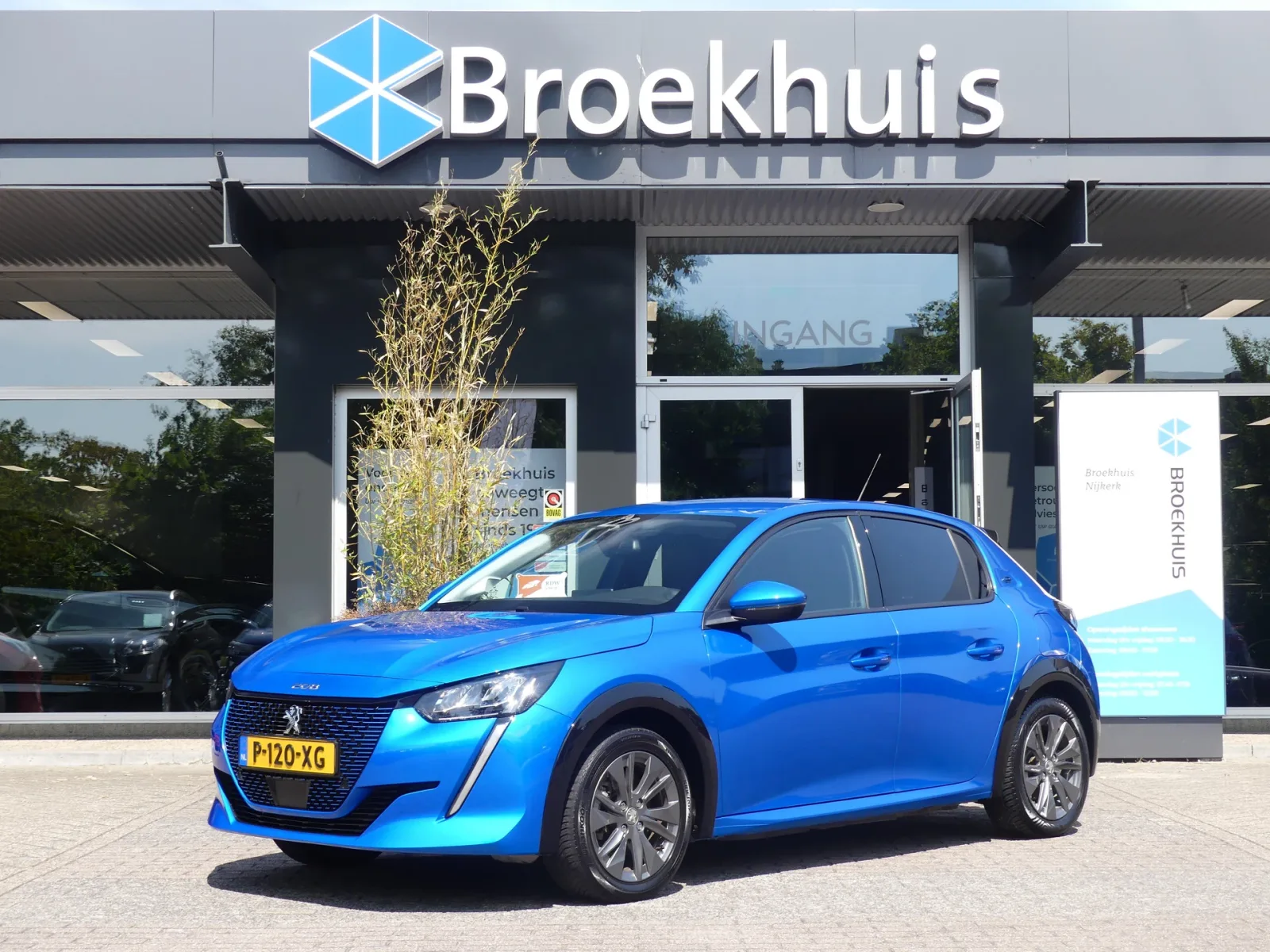 Peugeot e-208 (2021) — foto 1