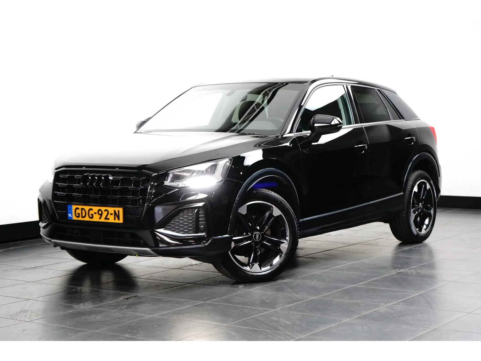 Audi Q2 (2023) — foto 1