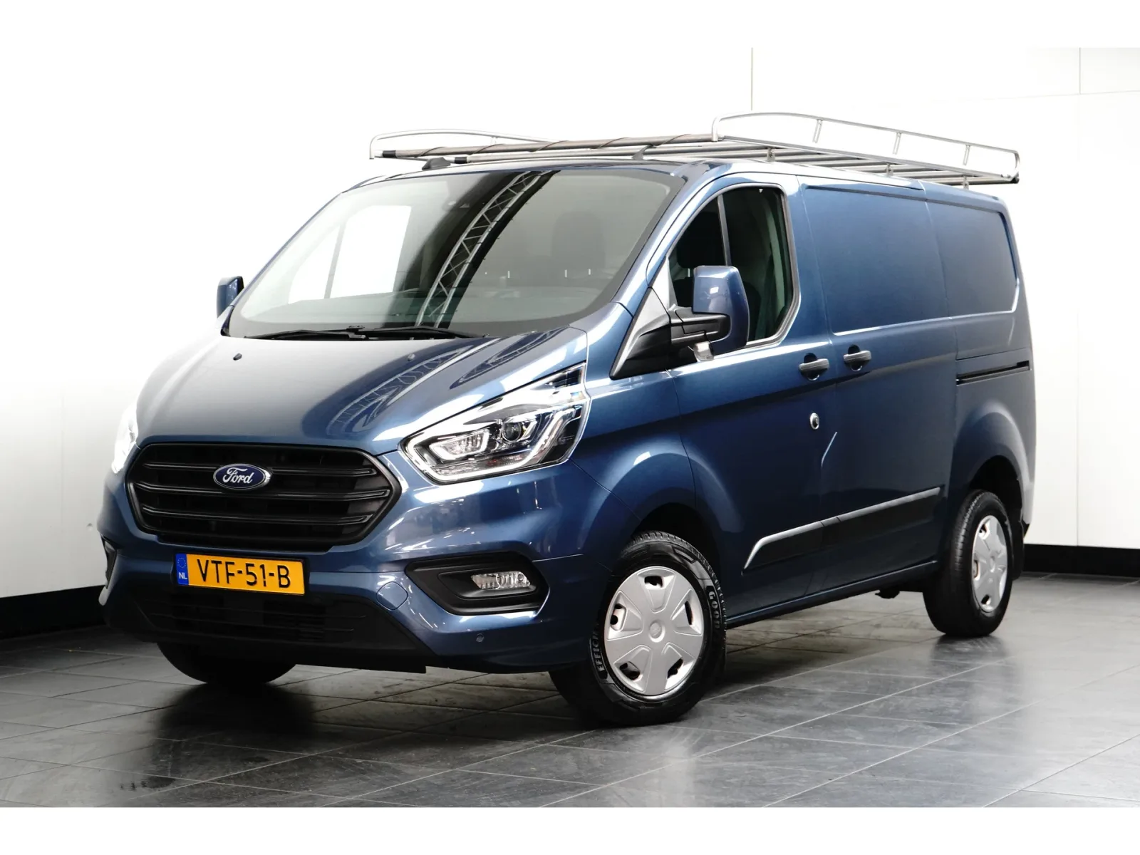 Ford Transit Custom (2023) — foto 1