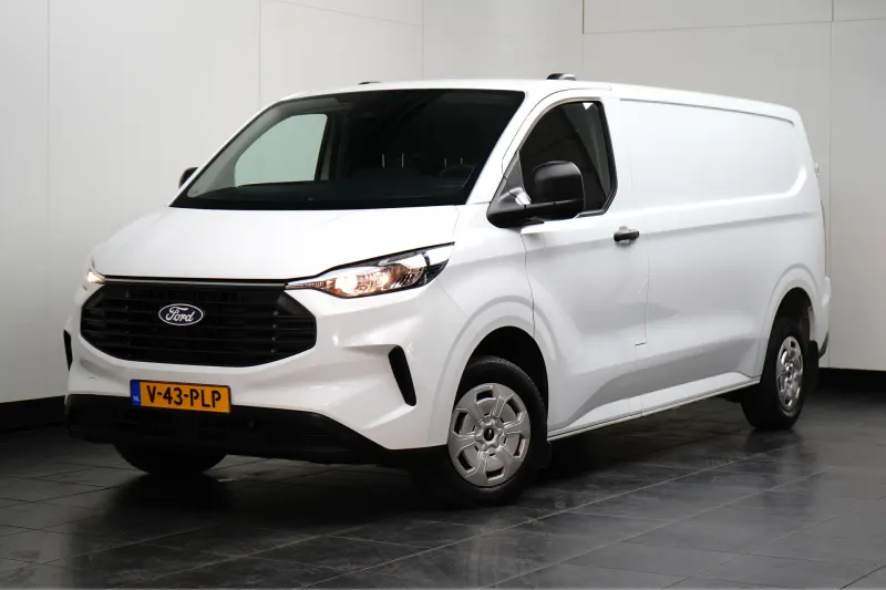Ford Transit Custom (2024)