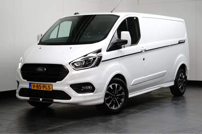 Ford Transit Custom (2023)