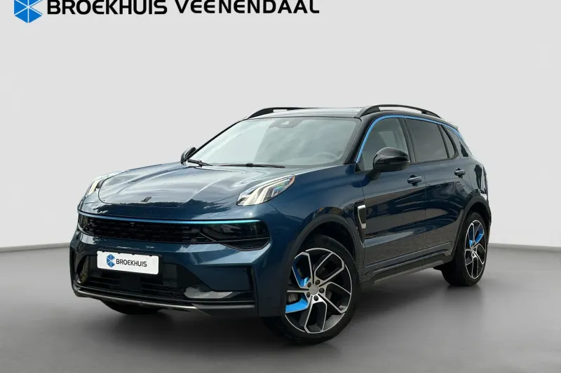 Lynk & Co 01 (2023)