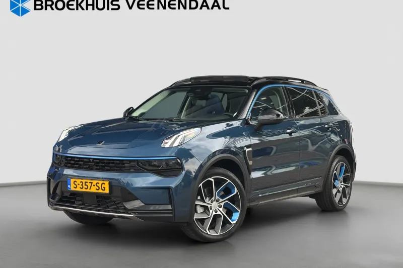 Lynk & Co 01 (2023)