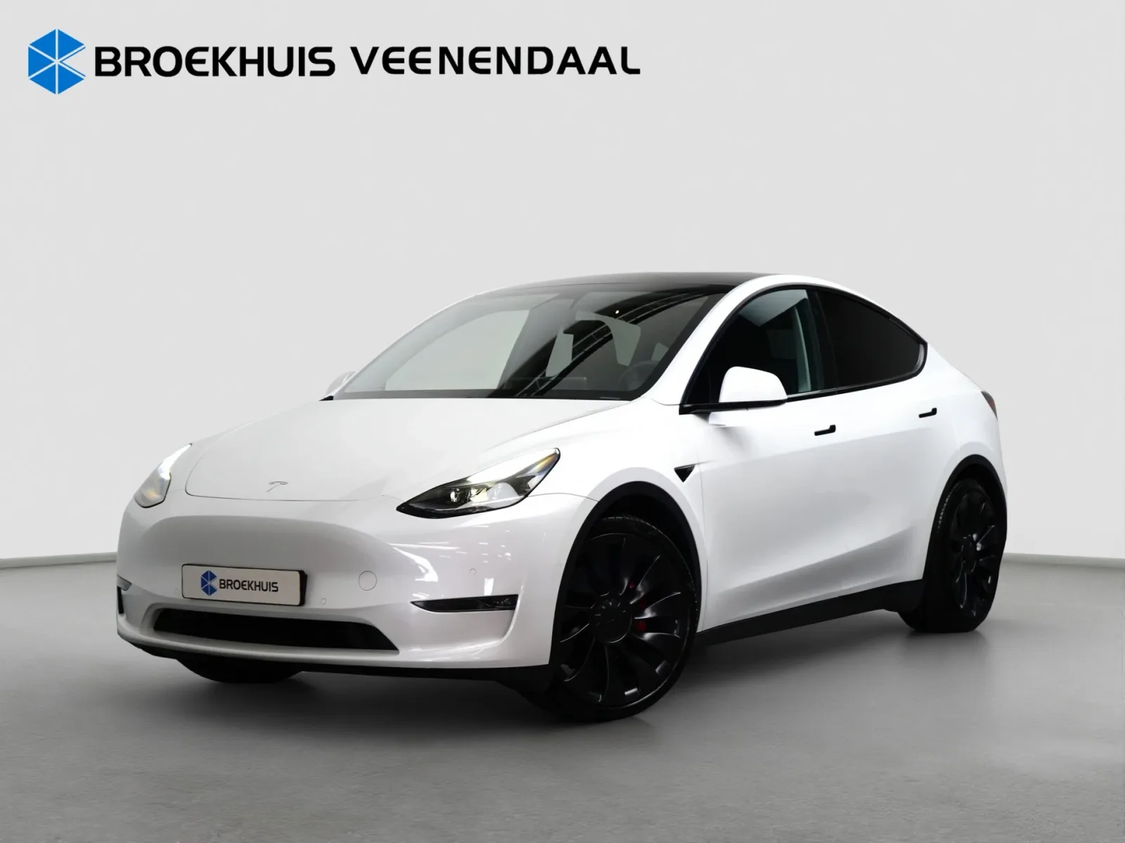 Tesla Model Y (2022) — foto 1