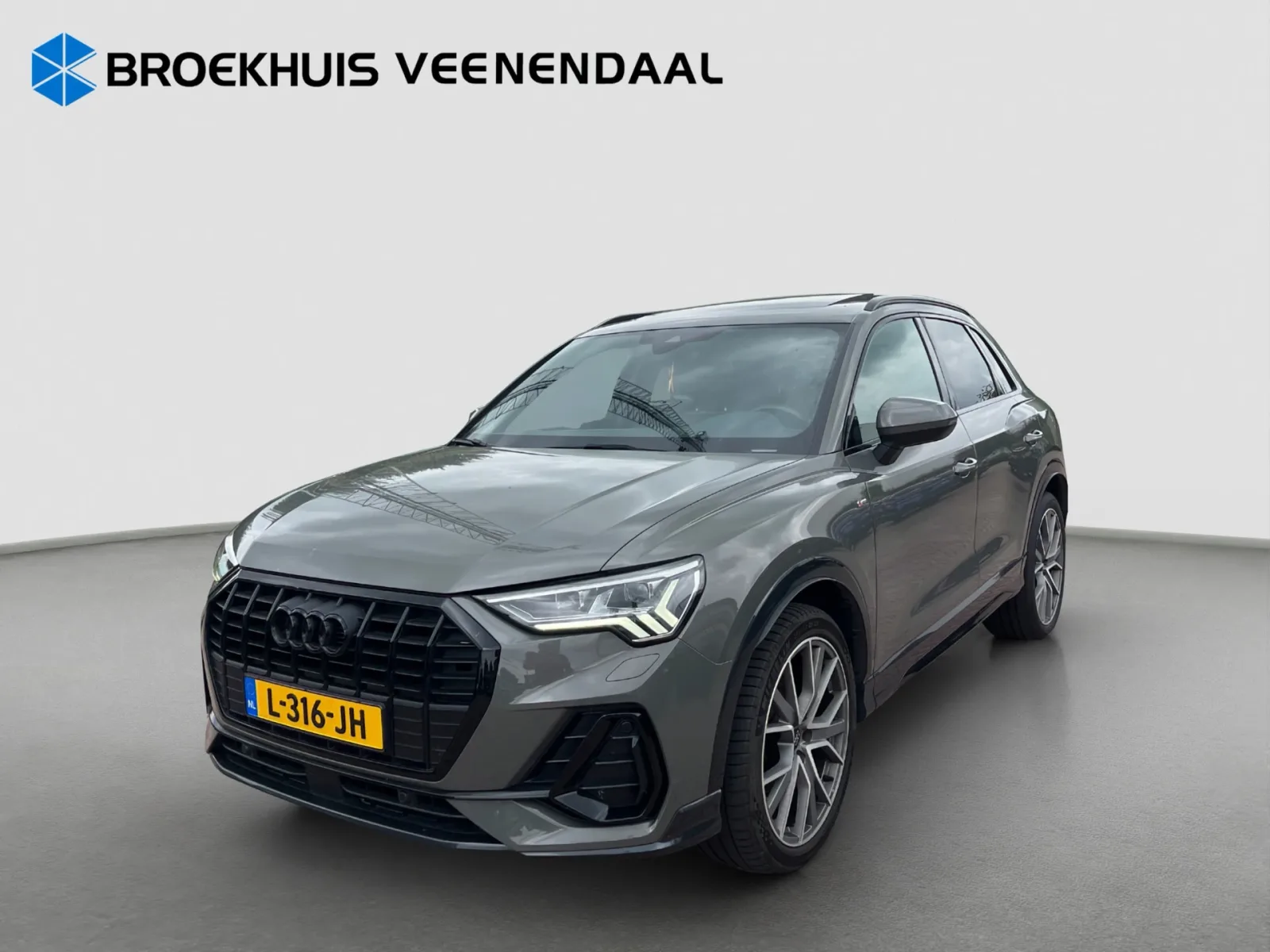 Audi Q3 (2020) — foto 1