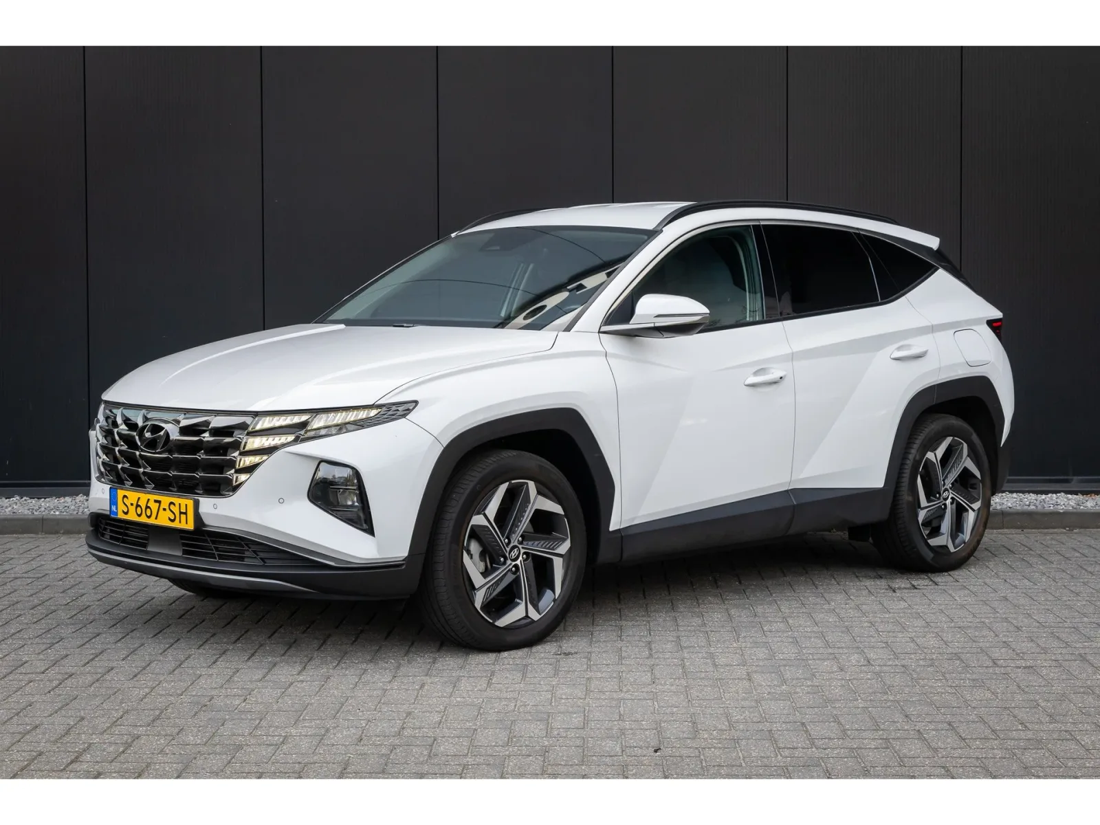 Hyundai Tucson (2023) — foto 1