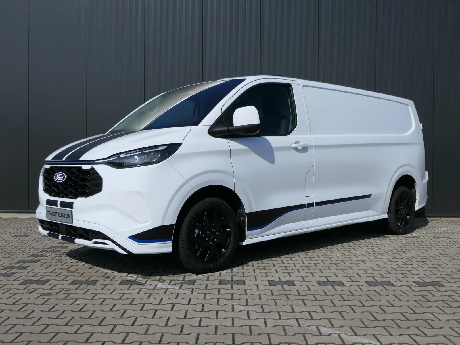 Ford Transit Custom (2025) — foto 1
