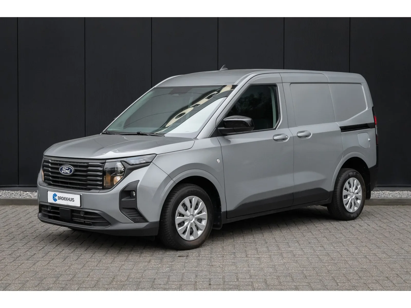 Ford Transit Courier (2024) — foto 1