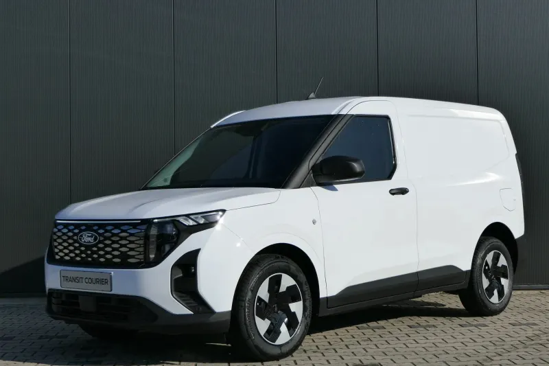 Ford E-Transit Courier (2026)