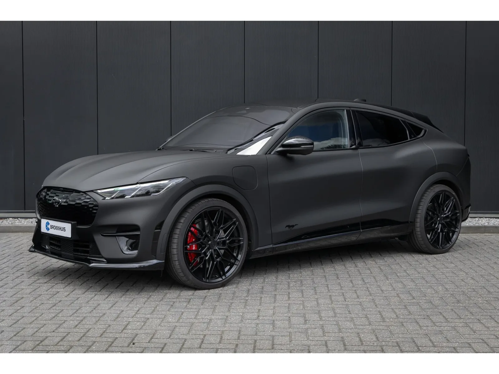 Ford Mustang Mach-E (2026) — foto 1
